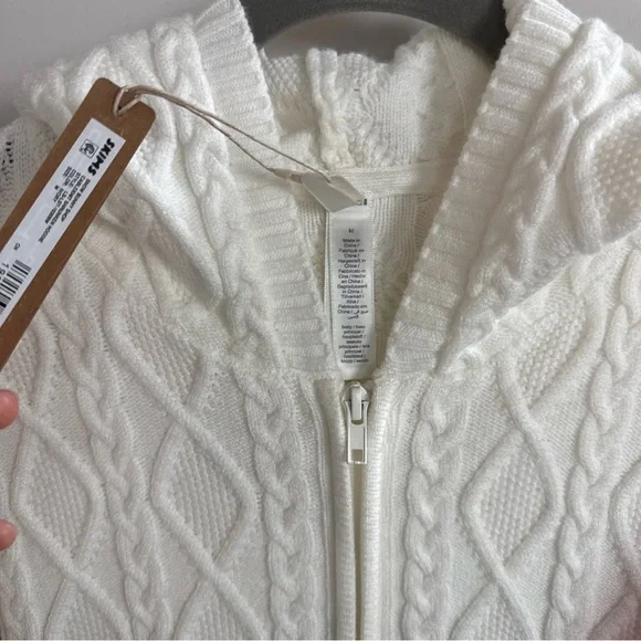 SKIMS Cable Knit Shrunken Zip Up Hoodie Ivory White size M NWT